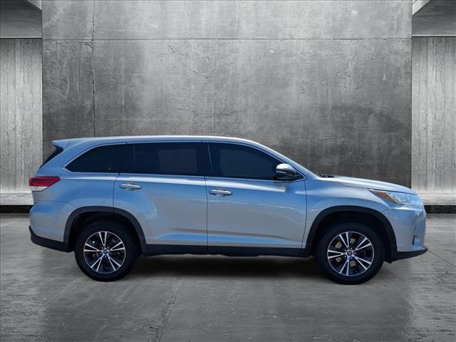 used 2019 Toyota Highlander car, priced at $19,797