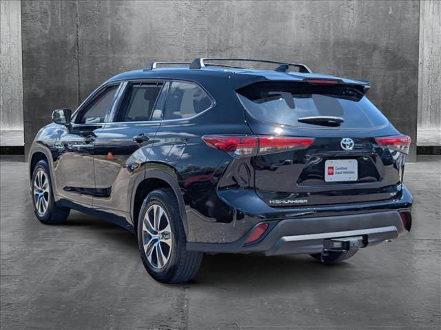 used 2021 Toyota Highlander car, priced at $30,255