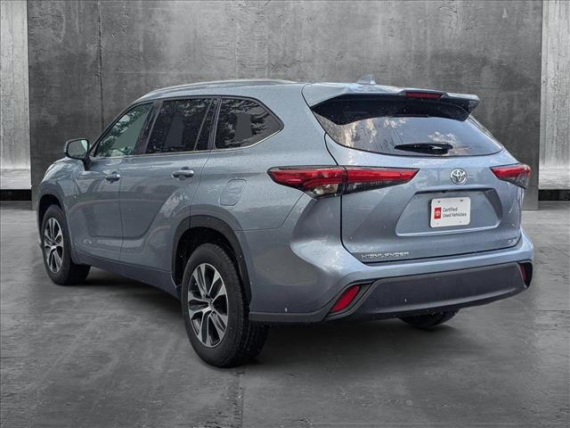 used 2023 Toyota Highlander car, priced at $39,620