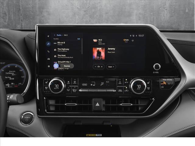 new 2025 Toyota Highlander Hybrid car, priced at $51,605