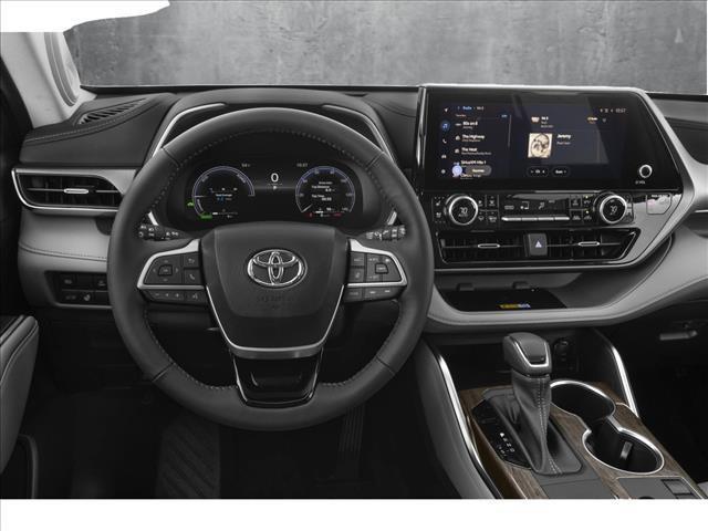 new 2025 Toyota Highlander Hybrid car, priced at $51,605