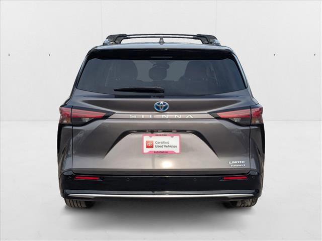 used 2024 Toyota Sienna car, priced at $44,386