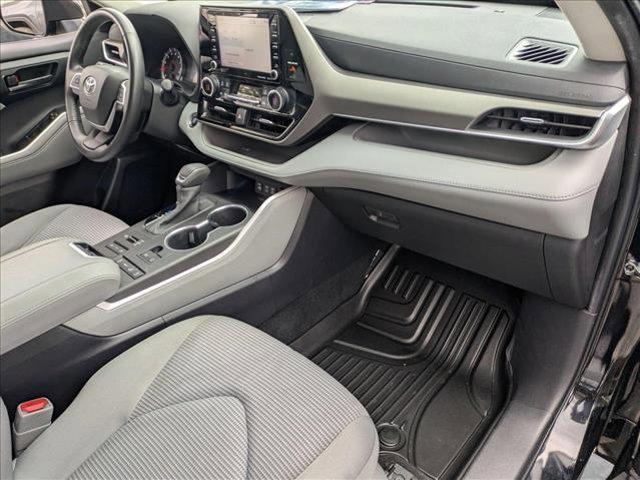 used 2022 Toyota Highlander car, priced at $32,549