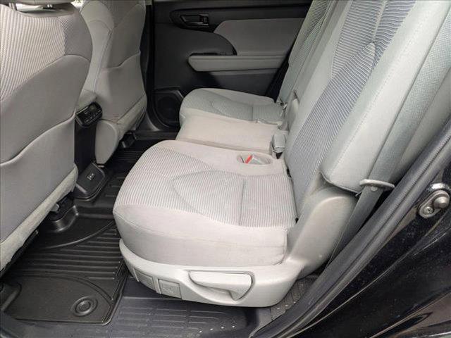 used 2022 Toyota Highlander car, priced at $32,549