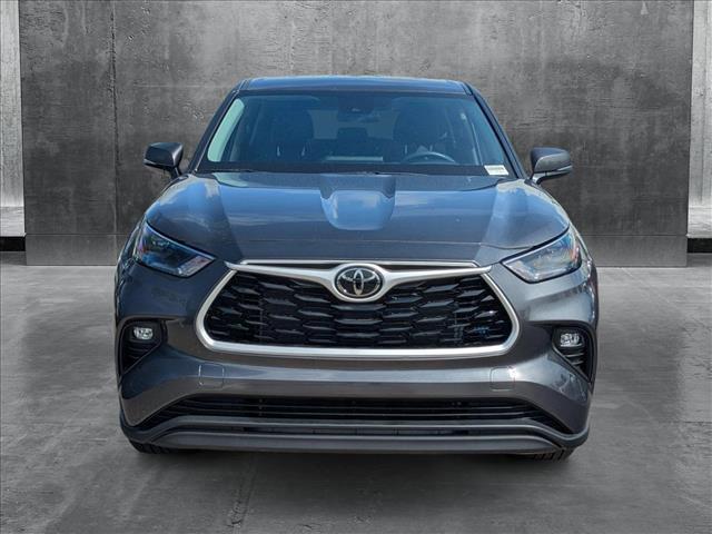used 2024 Toyota Highlander car, priced at $39,218
