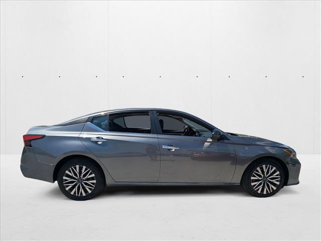 used 2023 Nissan Altima car, priced at $15,999