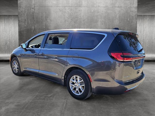 used 2023 Chrysler Pacifica car, priced at $23,544