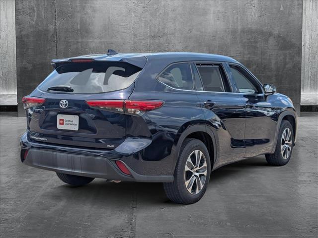 used 2020 Toyota Highlander car, priced at $27,403