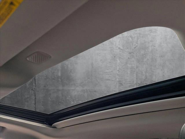 used 2020 Toyota Highlander car, priced at $27,403