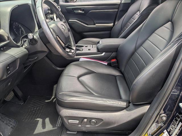 used 2020 Toyota Highlander car, priced at $27,403