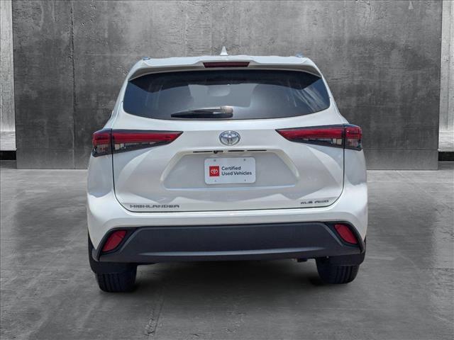 used 2021 Toyota Highlander car, priced at $34,494