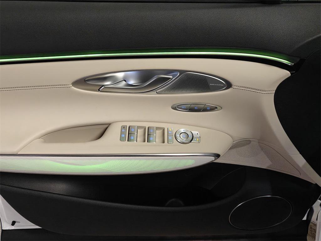 new 2026 Genesis GV70 car, priced at $58,580