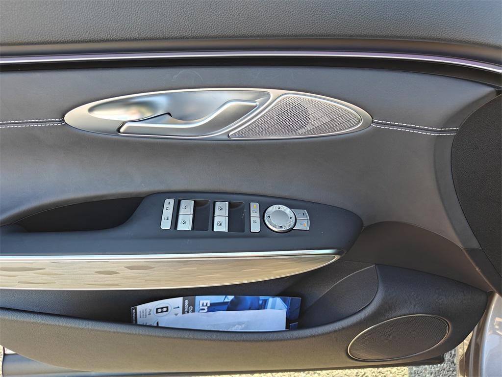 new 2026 Genesis Electrified GV70 car, priced at $66,770