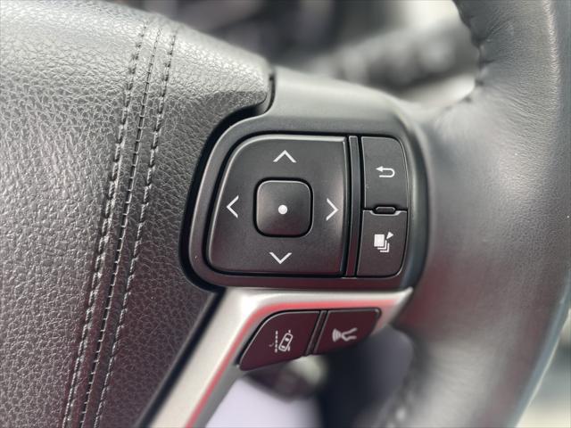 used 2018 Toyota Highlander car, priced at $24,988