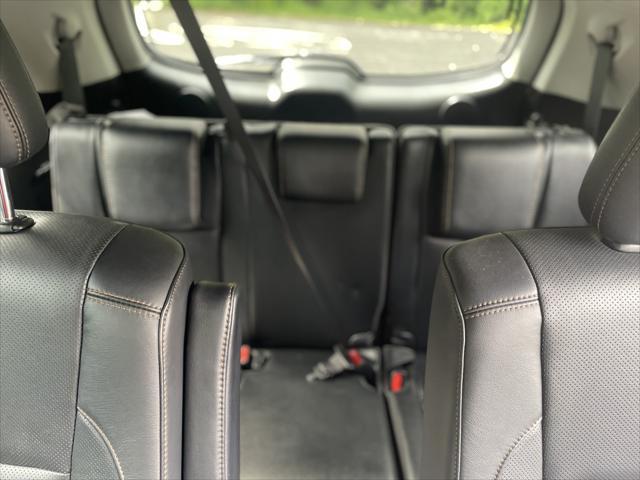 used 2018 Toyota Highlander car, priced at $24,988