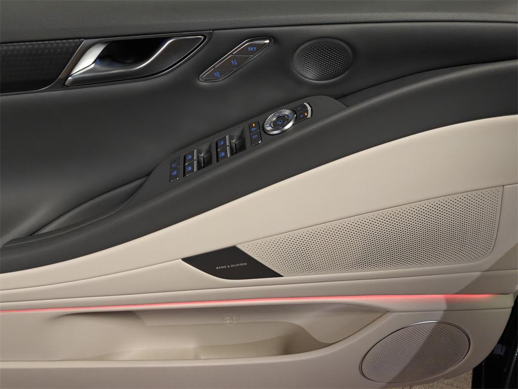 new 2026 Genesis G80 car, priced at $72,730