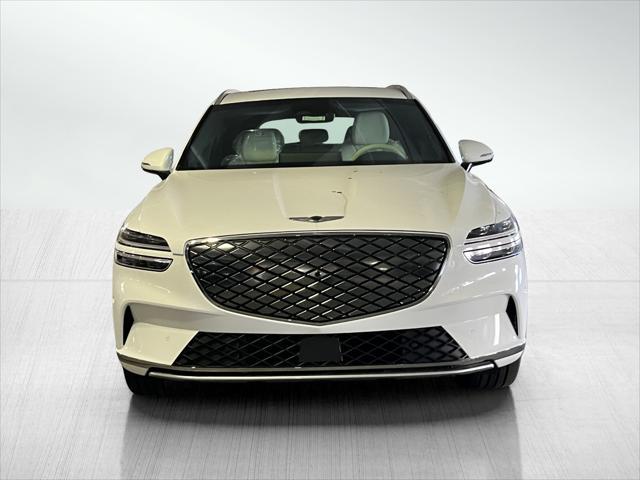 new 2025 Genesis Electrified GV70 car, priced at $69,440