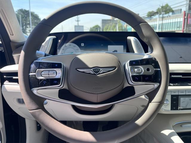 new 2025 Genesis G90 car, priced at $97,000