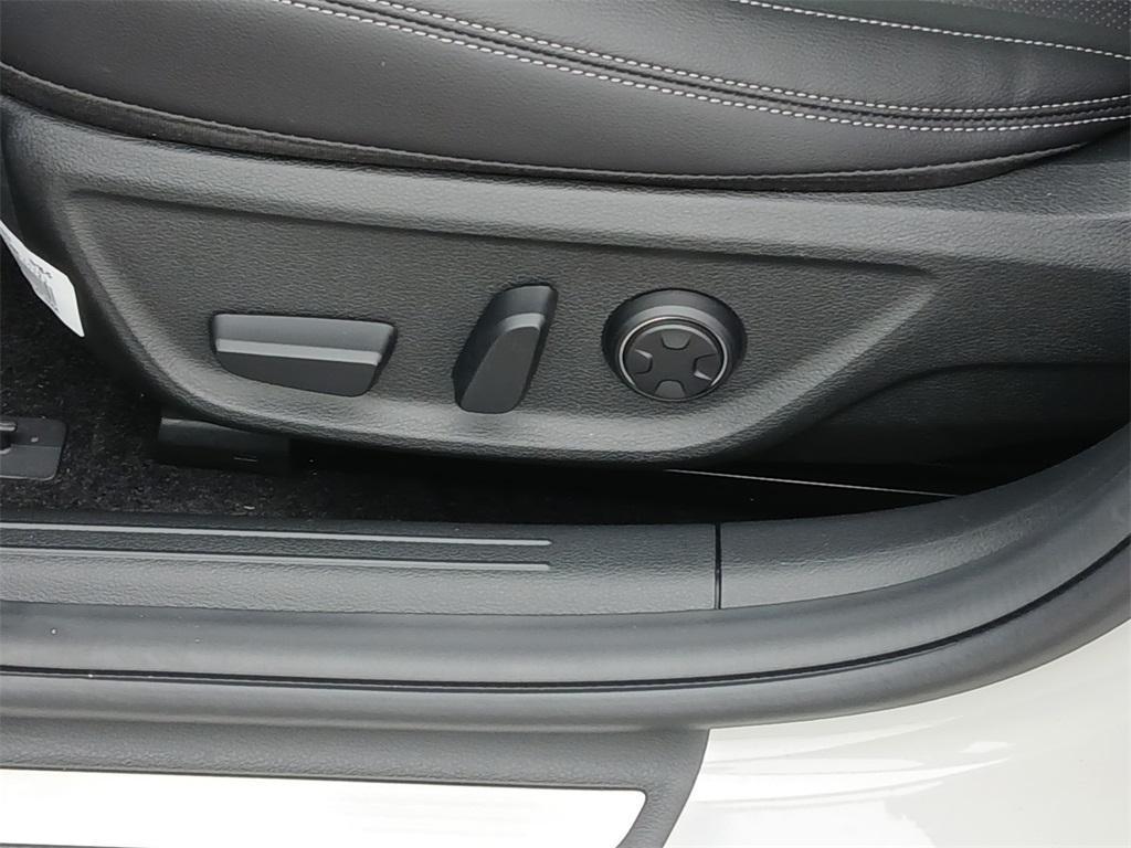 new 2026 Genesis G70 car, priced at $46,440