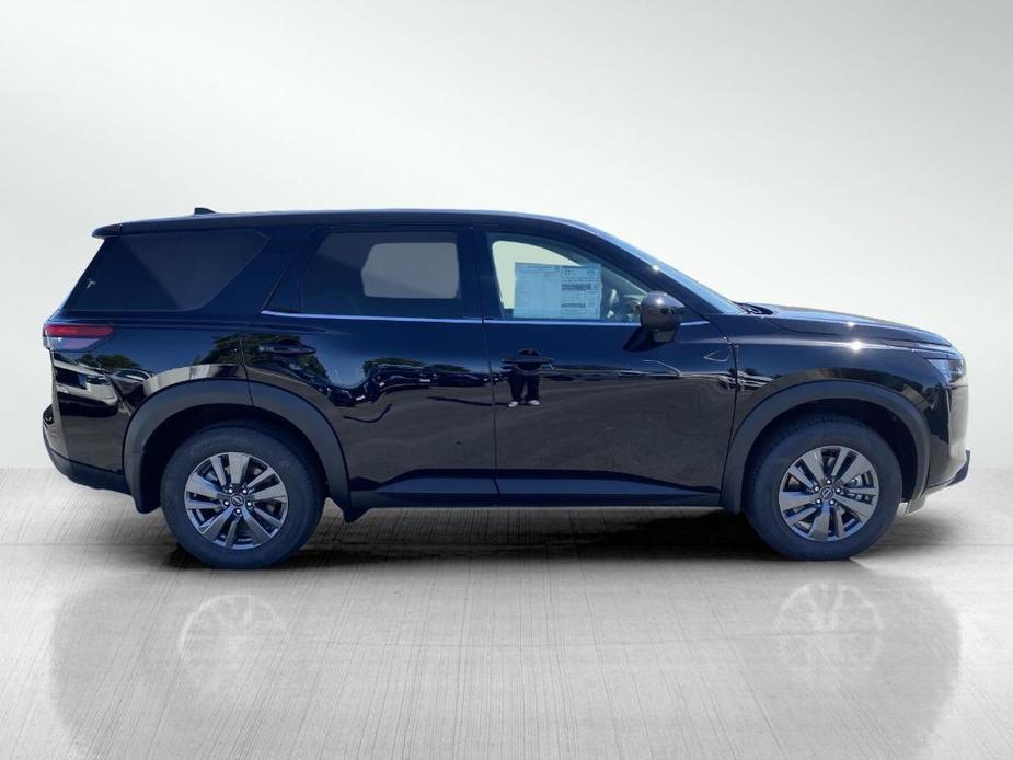 new 2024 Nissan Pathfinder car, priced at $38,580