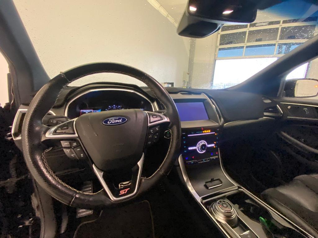 used 2019 Ford Edge car, priced at $23,991