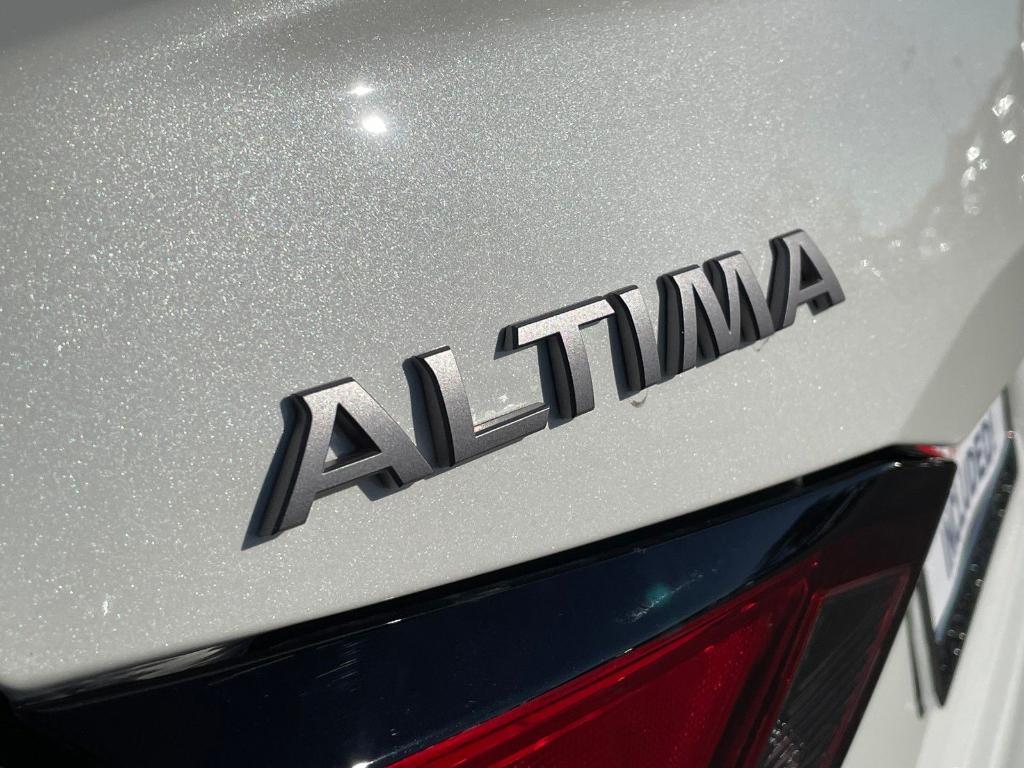 new 2025 Nissan Altima car, priced at $36,105