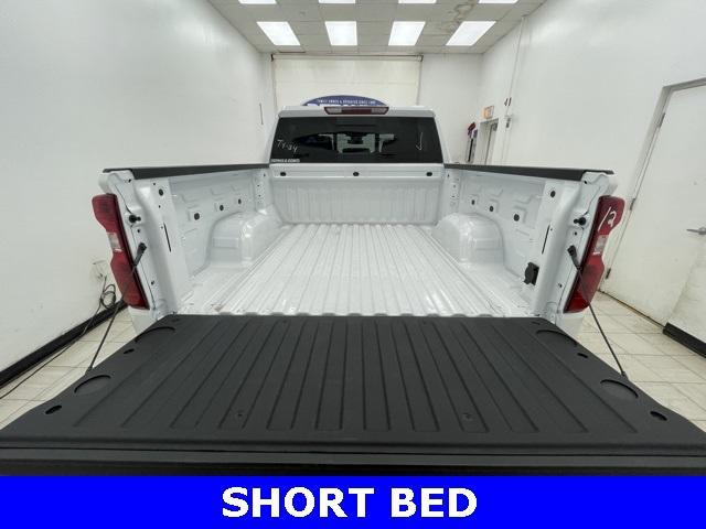 new 2025 Chevrolet Silverado 1500 car, priced at $54,655