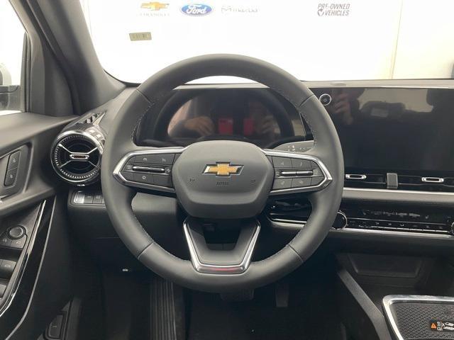 new 2026 Chevrolet Equinox car, priced at $33,370