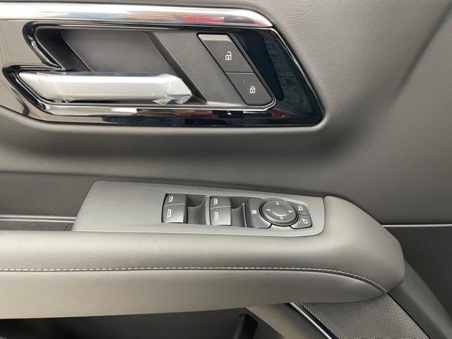 new 2026 Chevrolet Suburban car, priced at $68,995