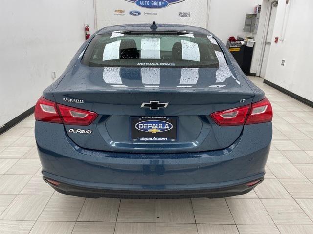 new 2025 Chevrolet Malibu car, priced at $28,000