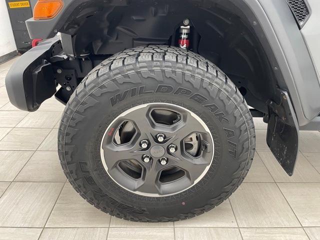 used 2021 Jeep Gladiator car, priced at $33,947