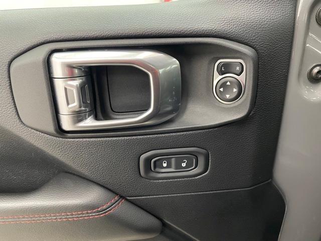 used 2021 Jeep Gladiator car, priced at $33,947