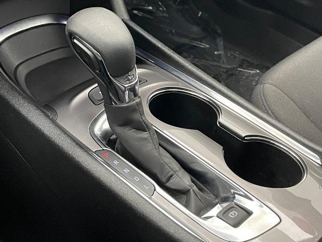 new 2025 Chevrolet Malibu car, priced at $26,000