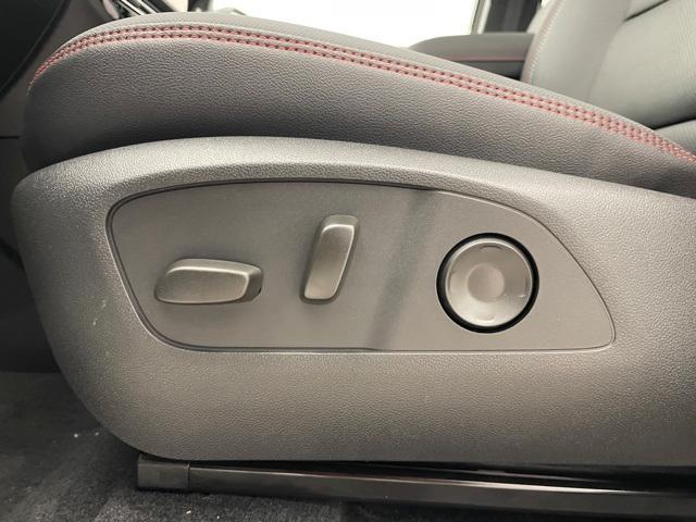 new 2026 Chevrolet Traverse car, priced at $61,285