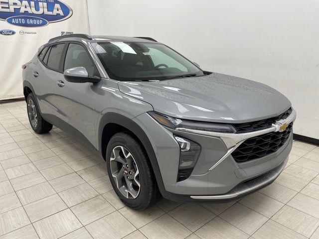 new 2025 Chevrolet Trax car, priced at $25,235