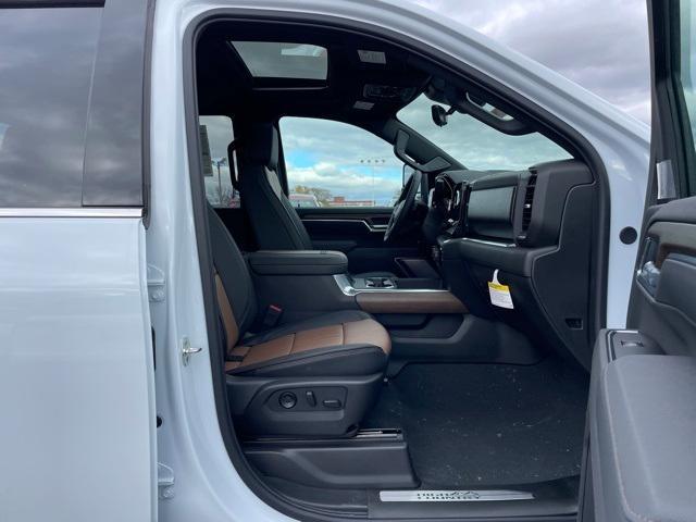 new 2026 Chevrolet Silverado 3500 car, priced at $93,200