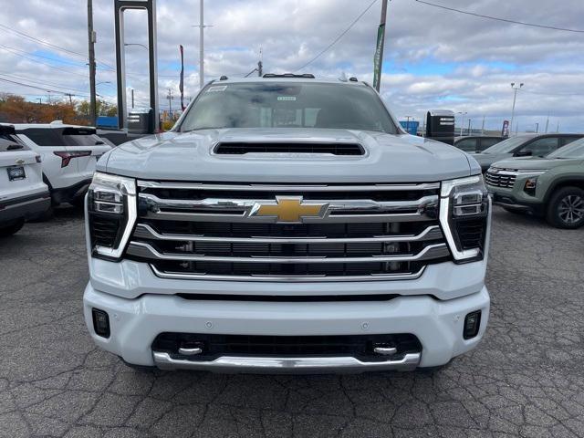 new 2026 Chevrolet Silverado 3500 car, priced at $93,200