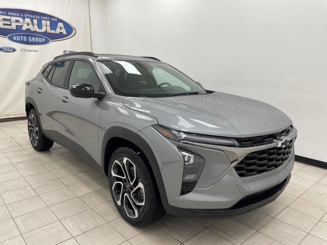 new 2026 Chevrolet Trax car, priced at $28,160