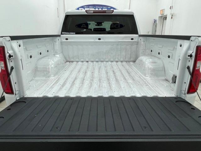 used 2022 Chevrolet Silverado 1500 car, priced at $40,193