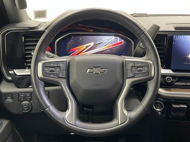 used 2022 Chevrolet Silverado 1500 car, priced at $40,193