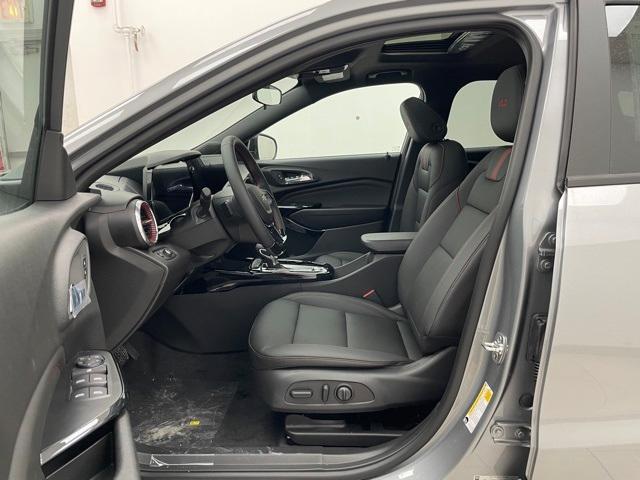 new 2025 Chevrolet Trax car, priced at $27,335
