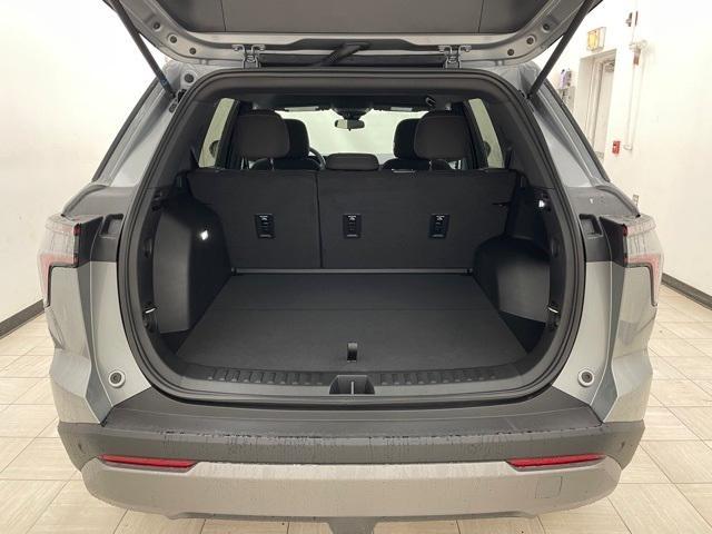 new 2026 Chevrolet Equinox car, priced at $30,495