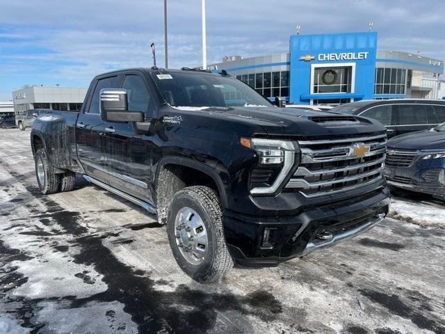 new 2025 Chevrolet Silverado 3500 car, priced at $87,000