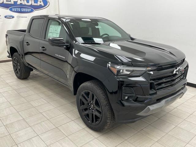 new 2025 Chevrolet Colorado car, priced at $50,090