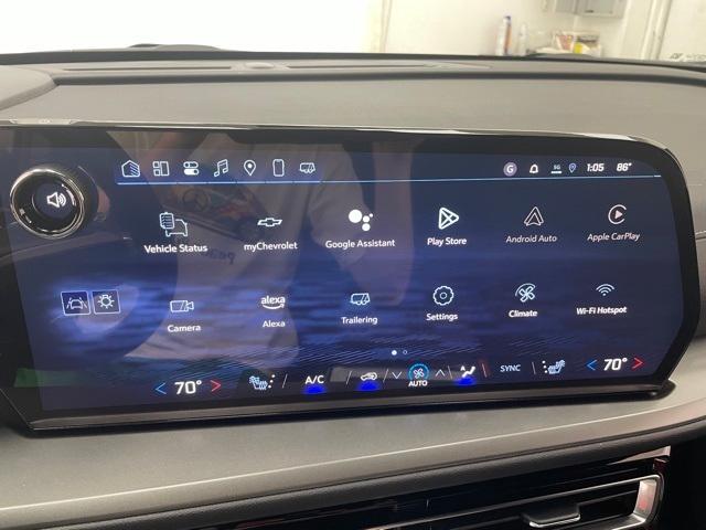 new 2025 Chevrolet Traverse car, priced at $44,990