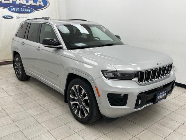 used 2022 Jeep Grand Cherokee car, priced at $35,997