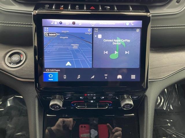used 2022 Jeep Grand Cherokee car, priced at $35,997