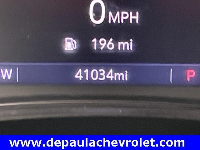 used 2023 Chevrolet Traverse car, priced at $32,181