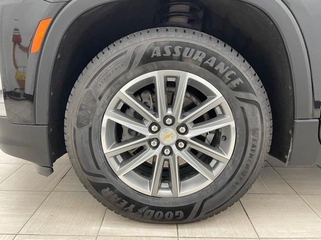 used 2023 Chevrolet Traverse car, priced at $32,181