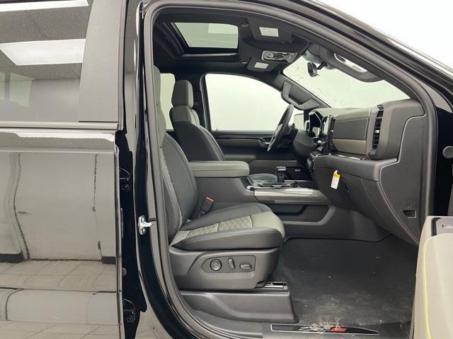 new 2025 Chevrolet Silverado 1500 car, priced at $70,915